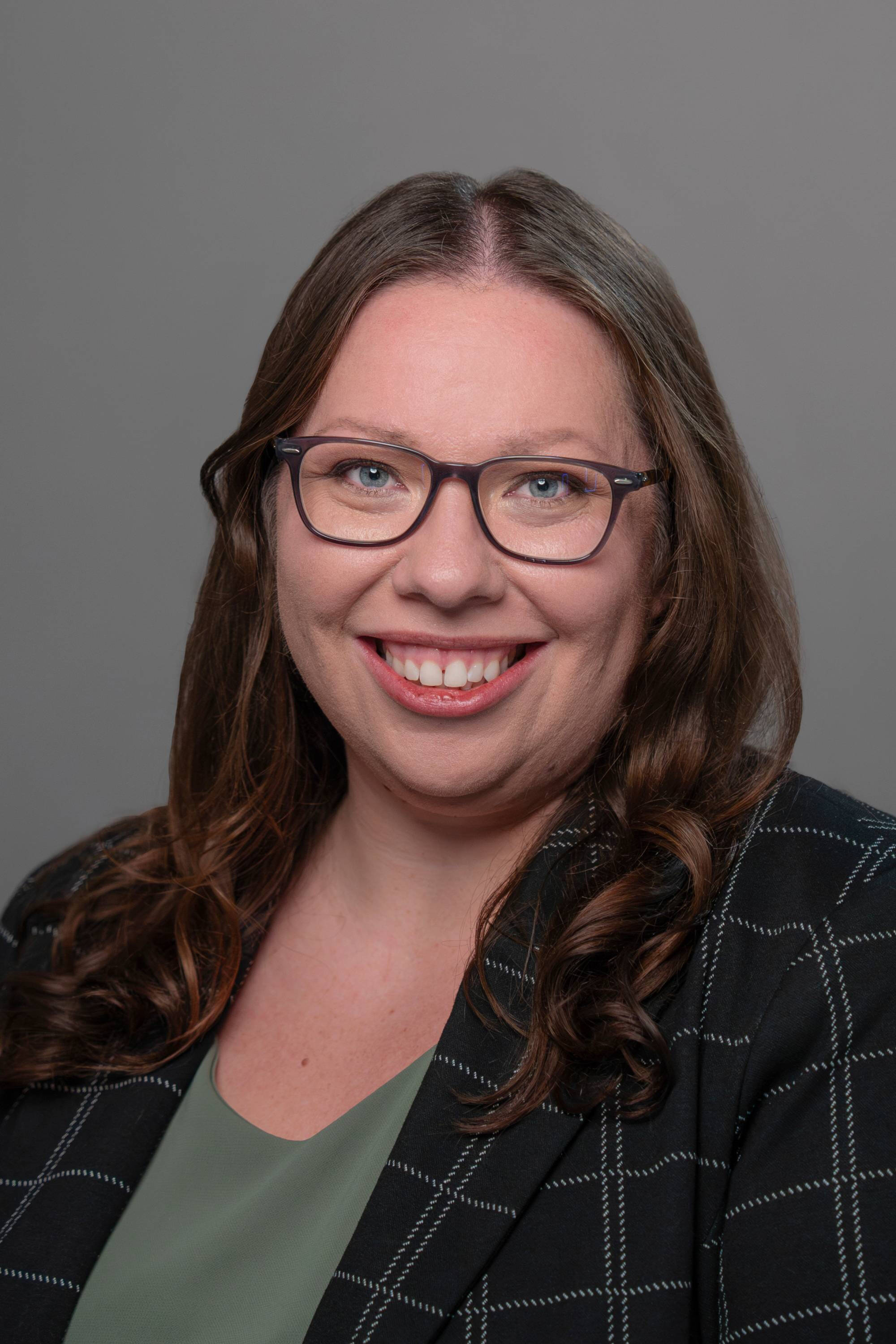 Rebecca Kolodge Headshot
